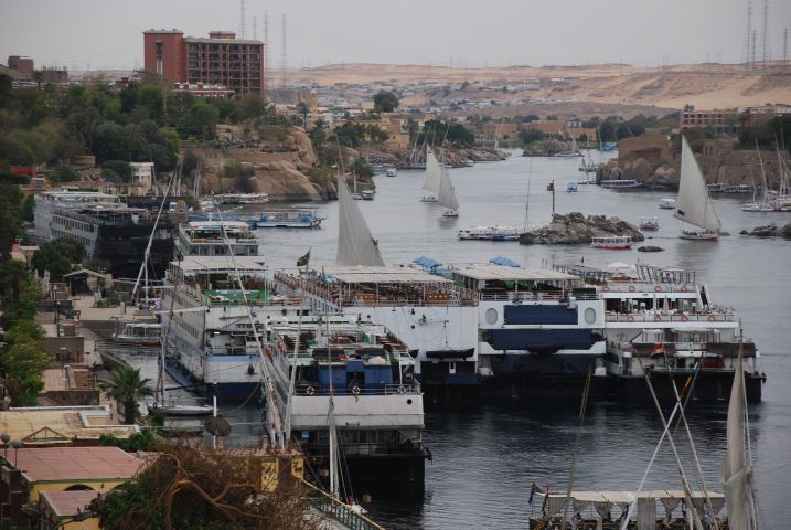 Nil-Kreuzfahrtschiffe in Assuan