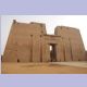 Der Pylon des Tempel des Horus in Edfu