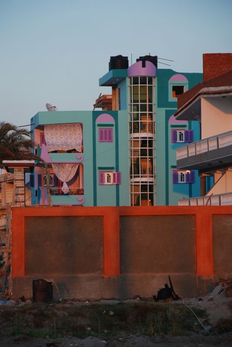 Dieses bunte Haus liegt im Baltim Resort am nördlichsten Punkt des Nildeltas