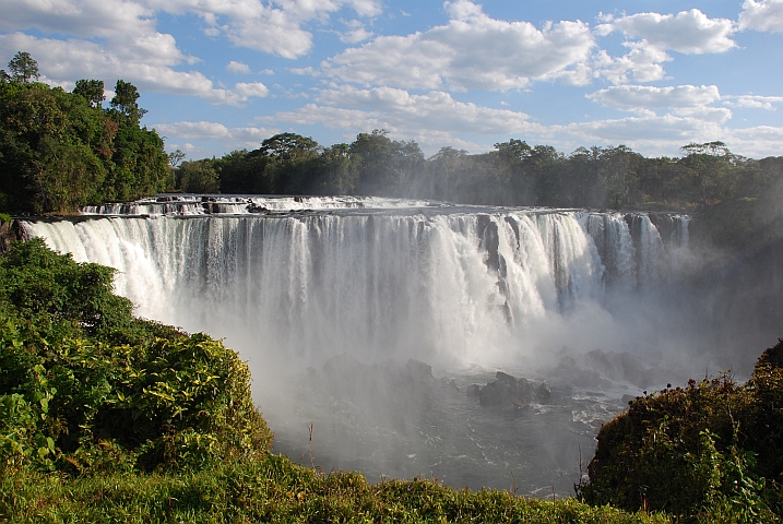 Lumangwe Falls