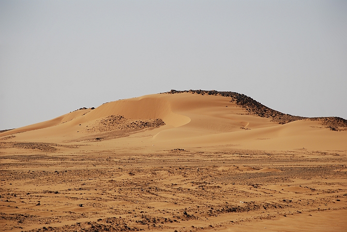 Bayuda Desert zwischen Khartoum und Abu Dom