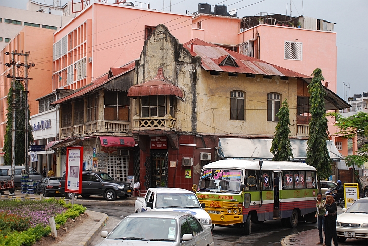 Haus aus der Kolonialzeit in Dar es Salaam