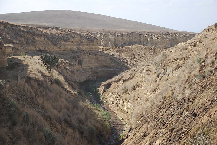 Kleiner Canyon am Fusse des Meru