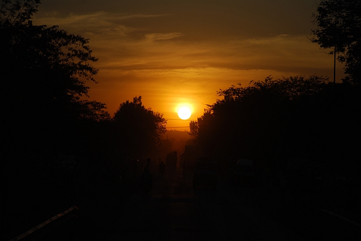 Sonnenuntergang bei Arusha