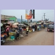 Strassenmarkt am Stadtrand von Kampala