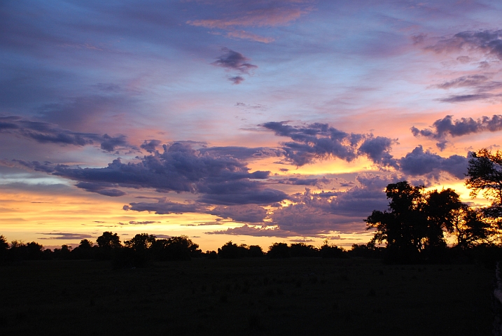 Abendhimmel bei Seronga am Rande des Okavango-Deltas