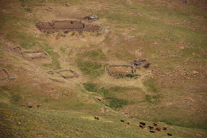 Gehöft am Laitsoka Pass im Zentrum von Lesotho