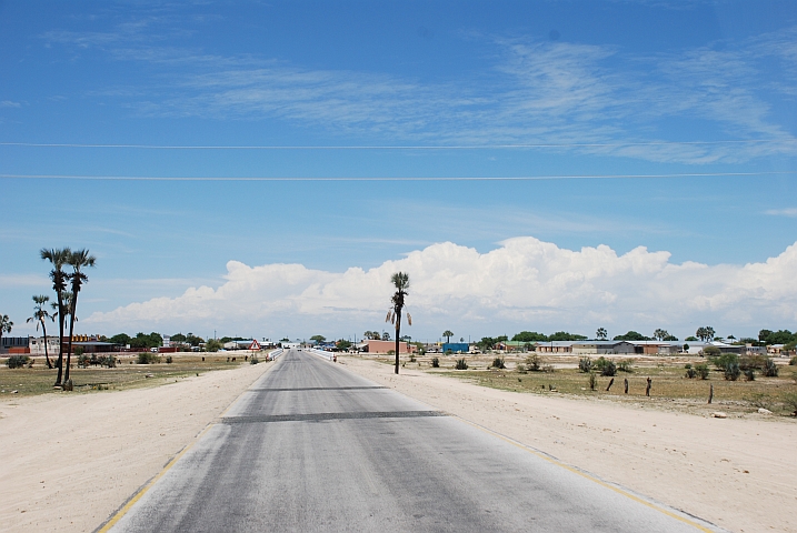 Wir erreichen in Uutapi den ersten grösseren Ort in Namibia