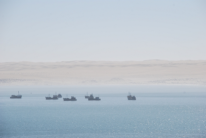 Fischerboote in der Bucht von Lüderitz