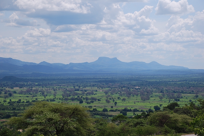 Landschaft bei Nenyuka südlich vom Lake Kariba