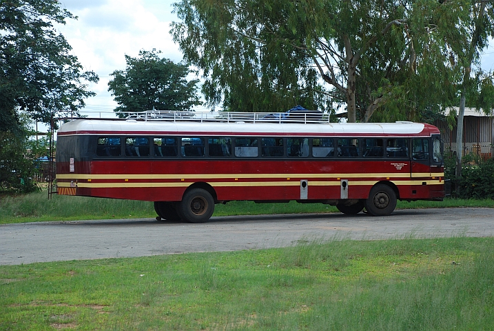 Einer der besser erhaltenen Überlandbusse