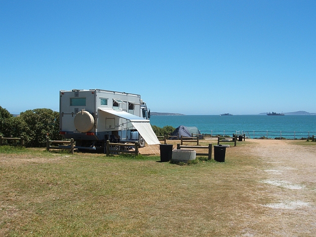 Das Camp in Langebaan liegt gleich über dem Strand