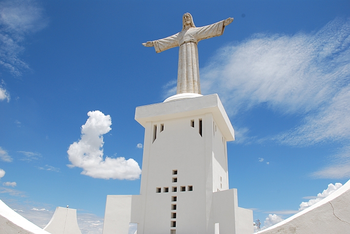 Über Lubango thront die “Christo Rei“ Statue