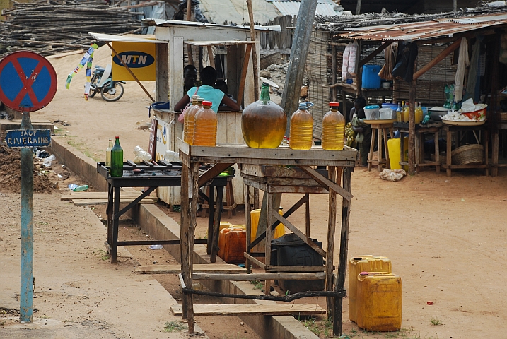“Tankstelle“ kurz vor Ouidah