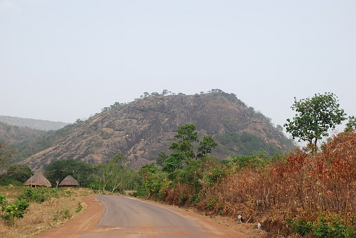 Die letzten Hügel des Fouta Djalon kurz vor Dabola