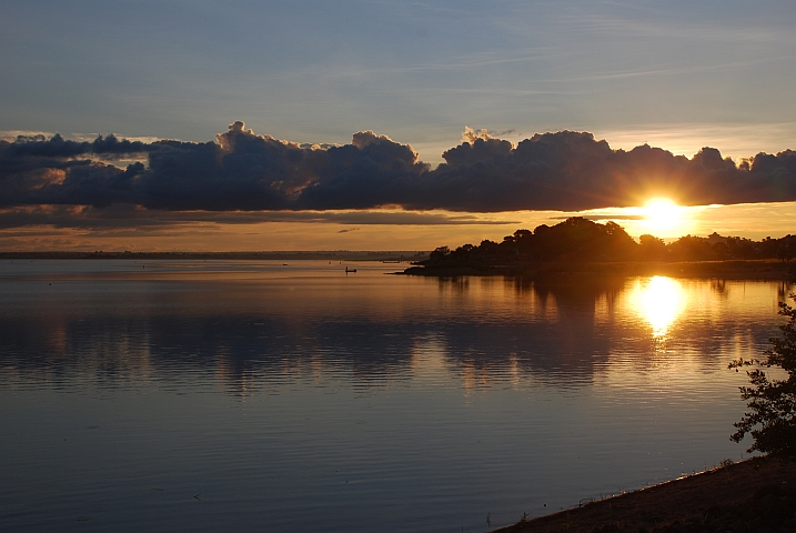 Abendstimmung am Lagdo-Stausee