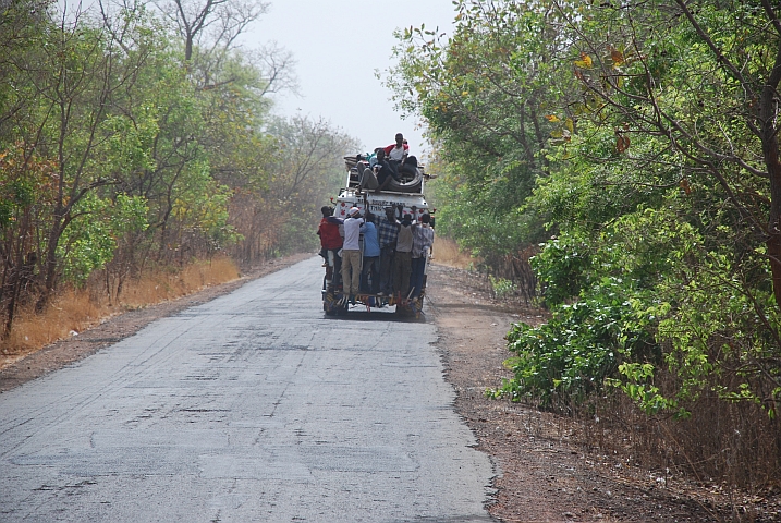 Taxi-Brousse in der Casamance