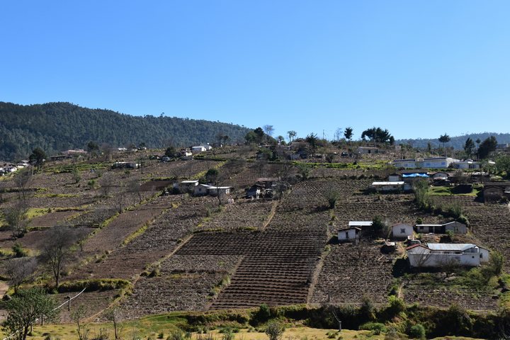 Kulturlandschaft in den Bergen zwischen Quetzaltenango und Huehuetenango