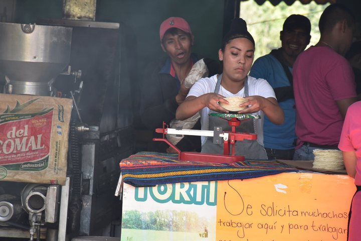 Kleine Tortilla Produktion in Camoja