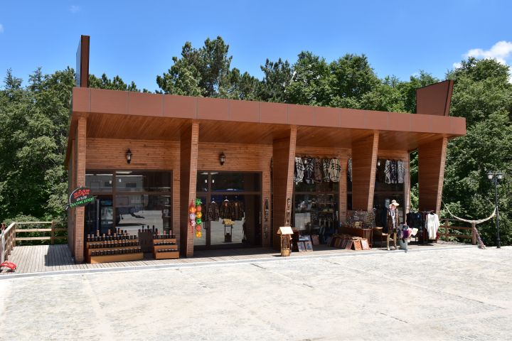 Souvenirshop am Eingang, respektive Ausgang zum Uludag Milli Park