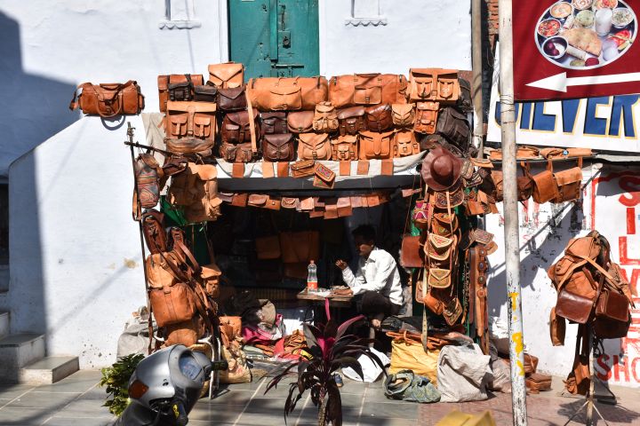 Ledertaschenverkaufsladen in Udaipur