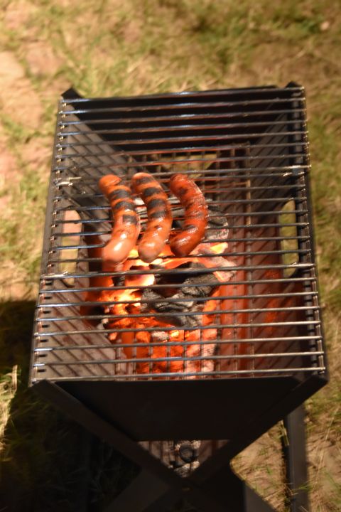 Würste auf dem Grill