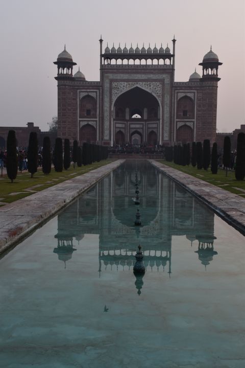 Darwaza-i-Rauza, das Eingangstor zum Taj Mahal