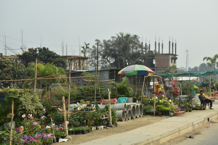 Gartenbaucenter am Strassenrand