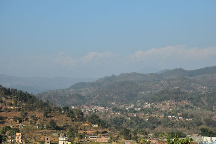 Nicht nur Wolken, sondern Gipfel des Manaslu Himal