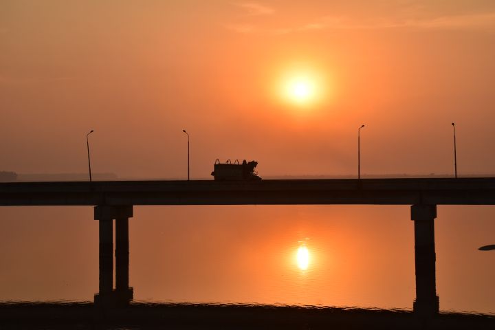 Sonnenuntergang über dem Chenab River