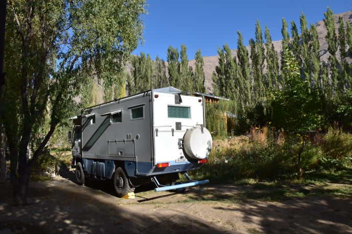 Unser Platz im Garten der Pamir Lodge