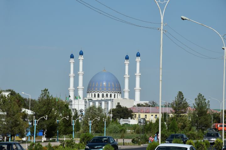 Moderne Gurbanguly Moschee in Mary