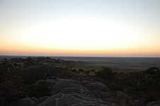 Morgenstimmung kurz vor Sonnenaufgang über der Sowa Pan