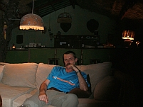 Thomas in der stimmungsvollen Bar im Le Cactus
