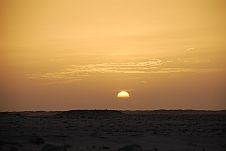 Sonnenaufgang in der Nähe von Nouâdhibou