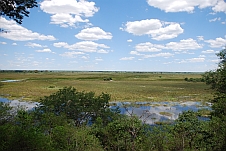 Ausblick vom ehemaligen Armeestützpunkt über die Kwando-Sumpfebene