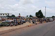 Belagerte Tankstelle bei Maiduguri