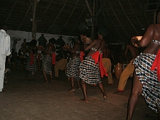 Tänzerinnen beim Afrika-Abend bei Alice