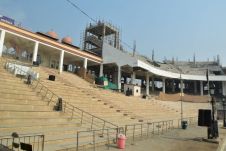 Am “Stadion“ auf der indischen Seite der Grenze in Wagah wird gebaut