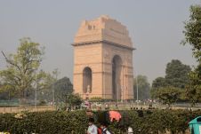 Eine der Sehenswürdigkeiten: India Gate in Neu-Delhi