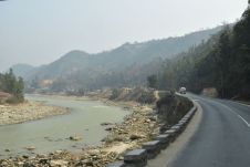 Prithvi Highway am Trisuli