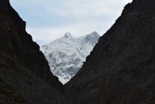 Karakorum Highway Seitenblick in ein Tal