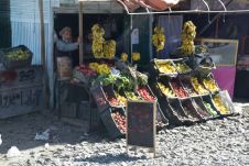 Früchte- und Gemüsestand in Gilgit