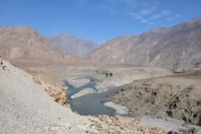Zusammenfluss von Gilgit und Indus