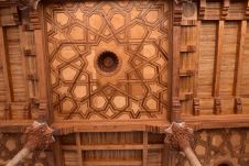 Holzdecke über dem Thronsaal des Ark