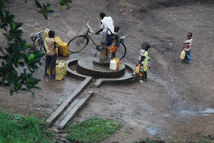 Brunnen in Namayumba westlich von Kampala