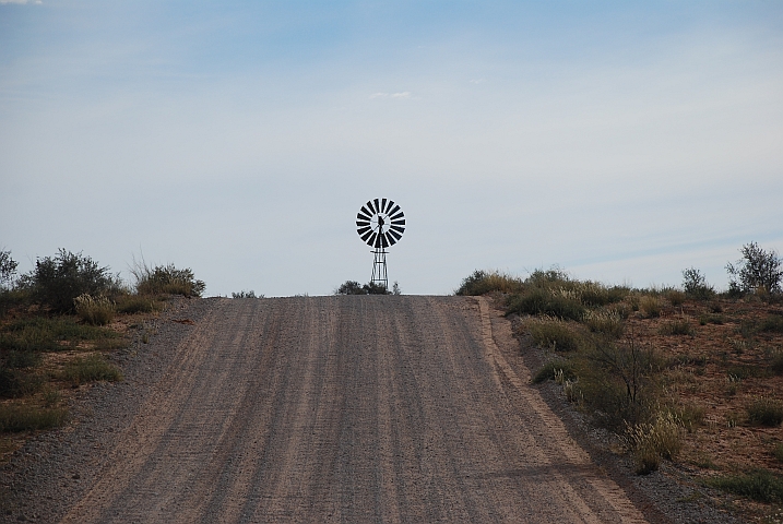 Das Windrad der Kij&nbsp;Gamies Wasserstelle im Kgalagadi Nationalpark