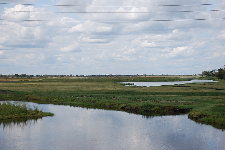 Der Chobe Fluss bildet die Grenze zu Namibia