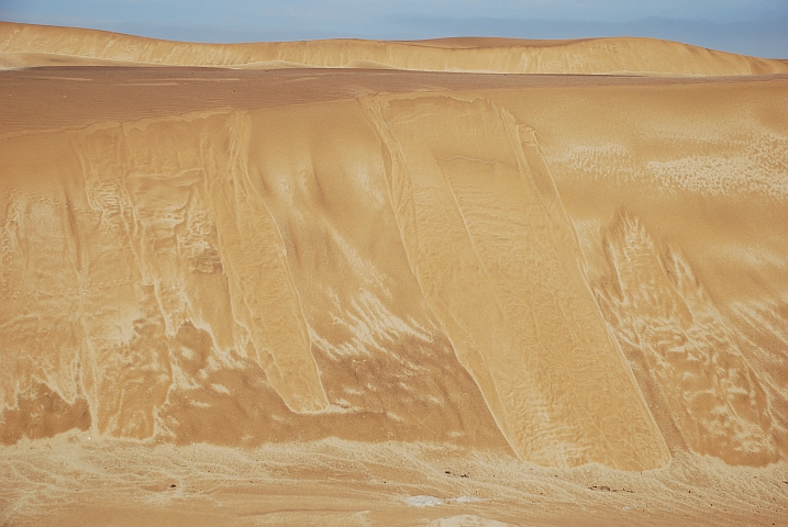 D&uuml;ne mit Sandlawinen