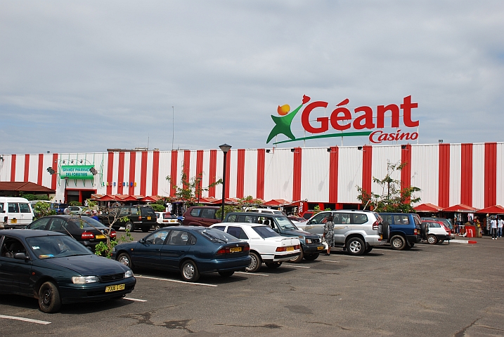 Der Mbolo Supermarkt in Libreville ist der gr&ouml;sste in ganz West- und Zentralafrika
